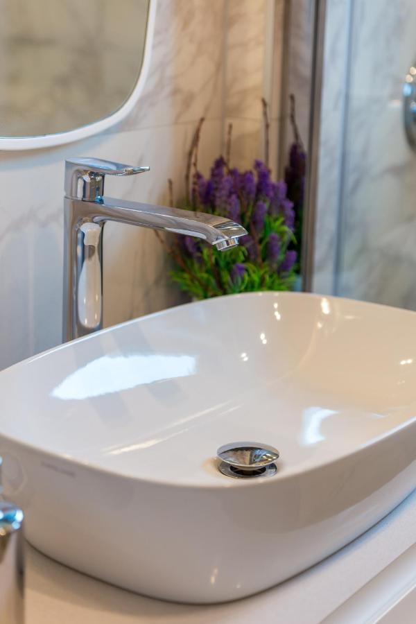 אופטיה Luxury Apartment Iris Adriatica ***** מראה חיצוני תמונה